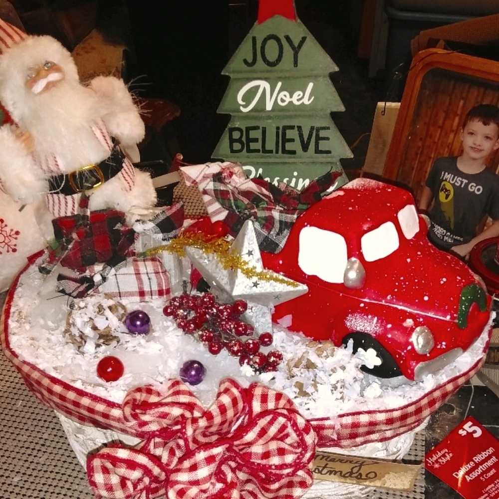 HandMade Primitive Christmas Baskets